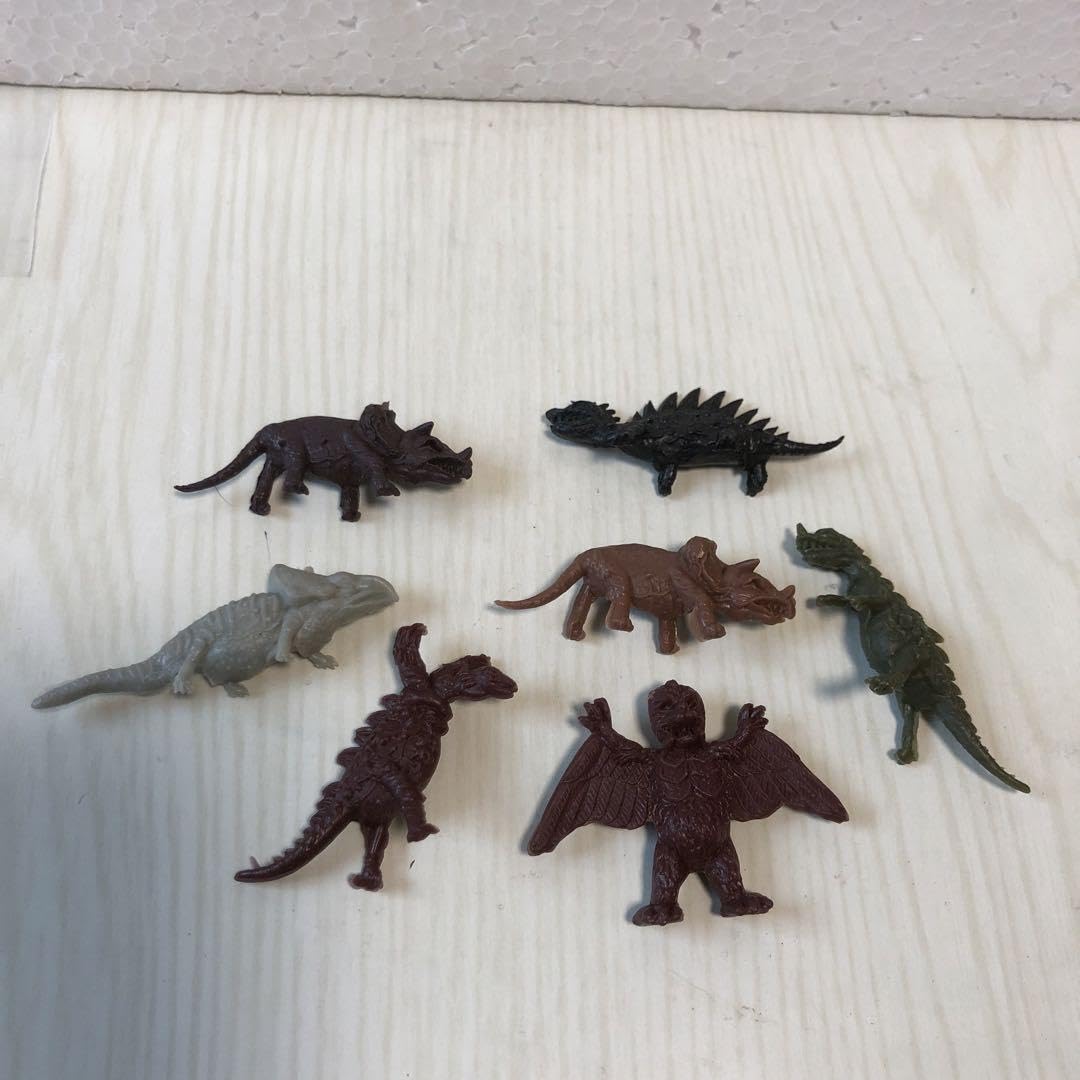 Amazon.co.jp: 昭和レトロなおまけ 怪獣恐竜7点セット : おもちゃ